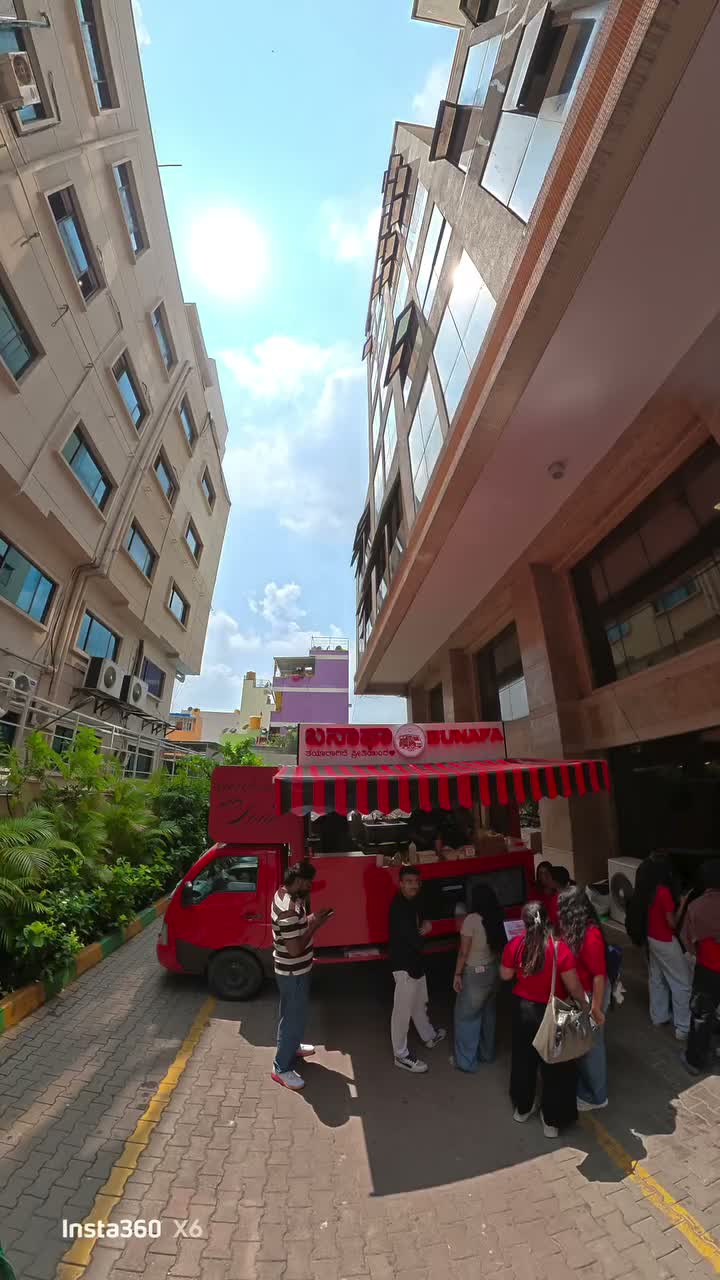 The Bunafa truck on 24th Main